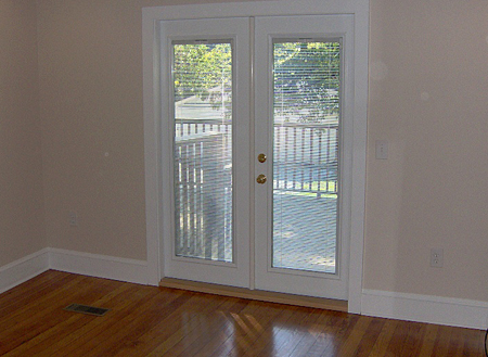 1879-new-master-bedroom-door-to-deck