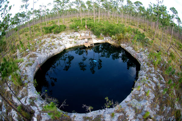 abaco-bahama-blue-hole